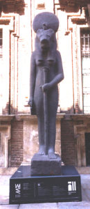 One of two larger-than-life statues of Sekhmet flanking the doors to the Museo Egizio in Turni